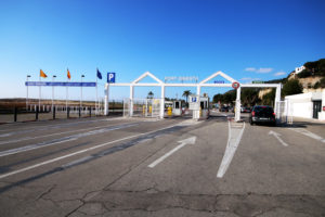 Port Ginesta gates
